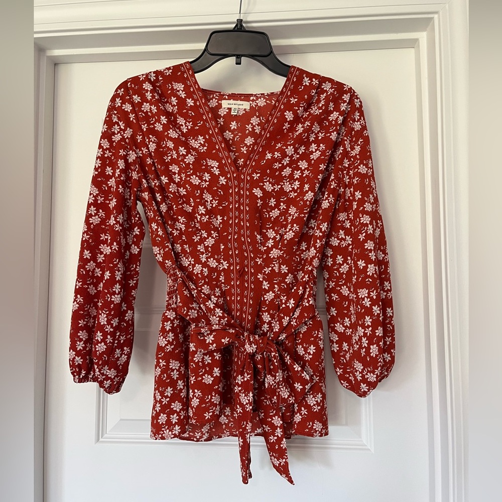 Max Studio Blouse Burnt Orange White Flowers Tie Waist XS
